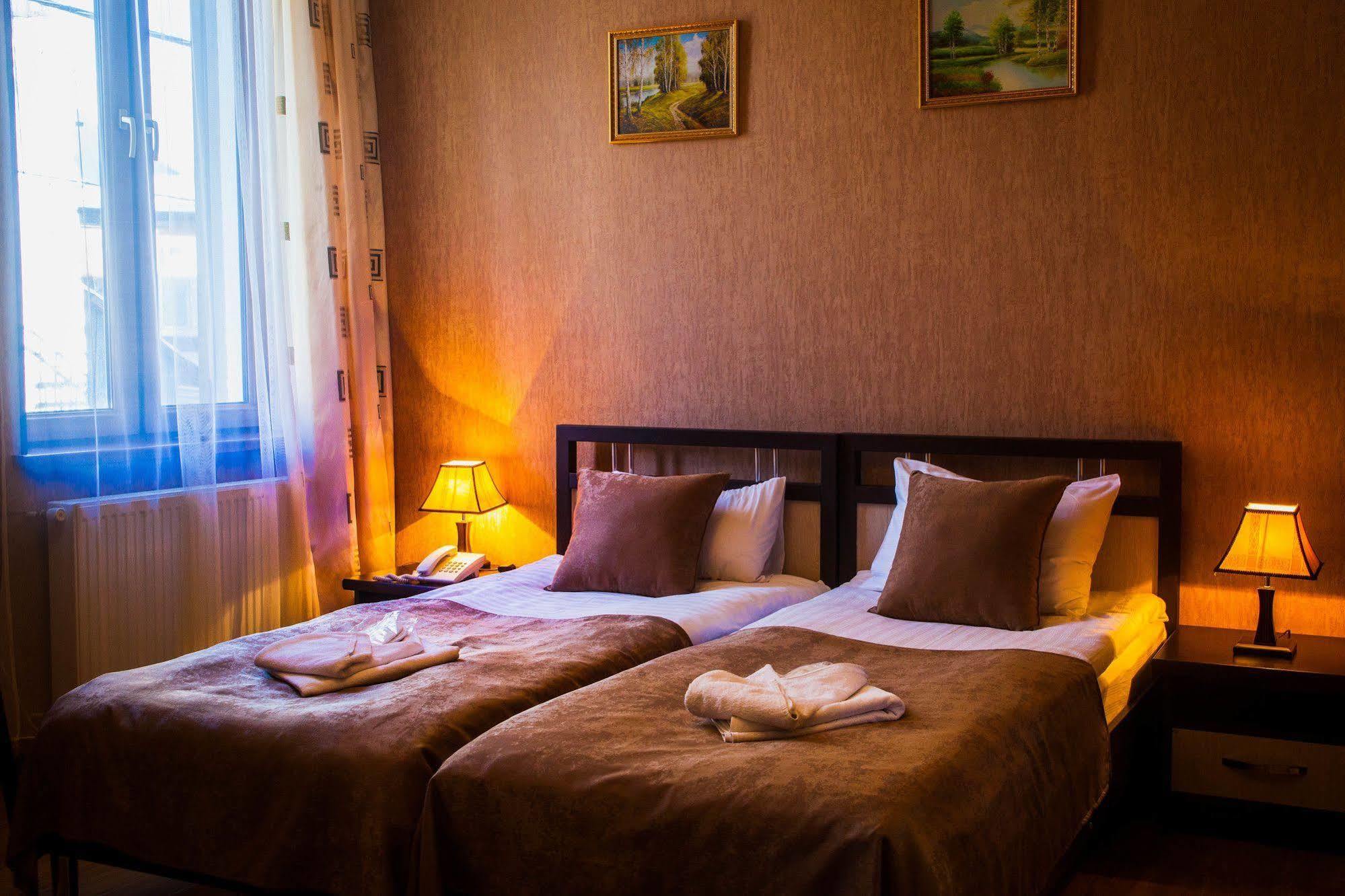 Flamingo Hotel Tbilisi Eksteriør bilde