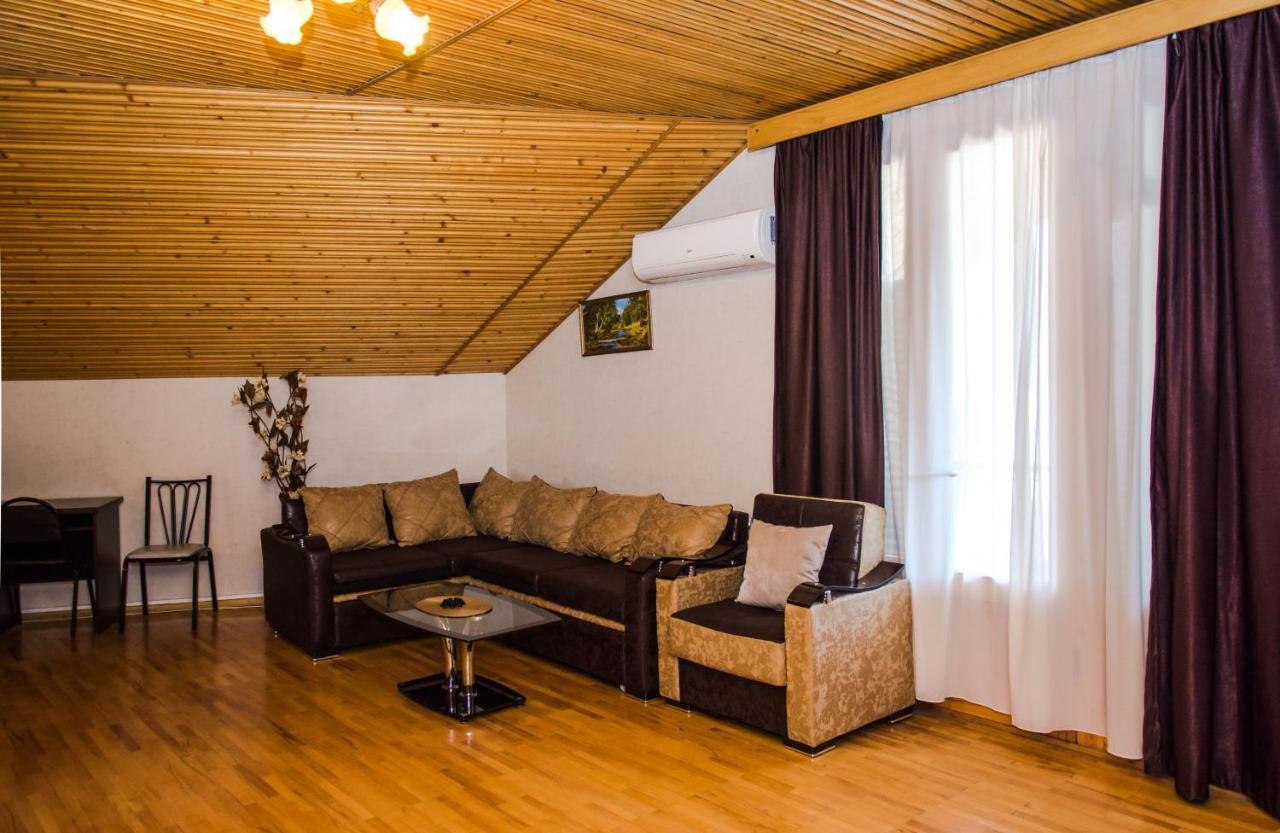 Flamingo Hotel Tbilisi Eksteriør bilde